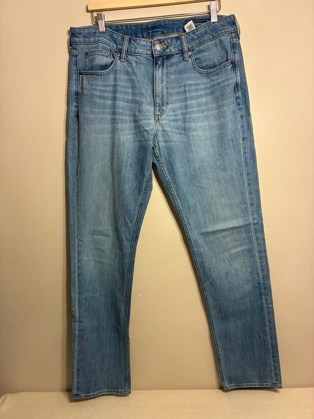 Vineyard Vines men’s medium Wash Blue Slim Straight Jeans Size 34x34